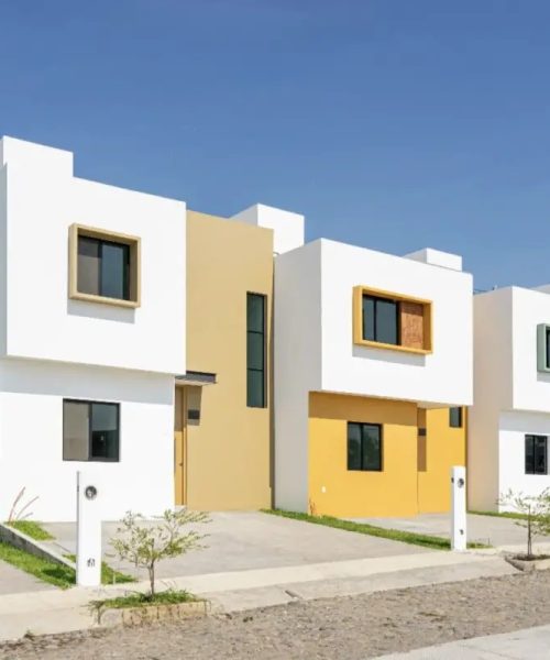 El gobierno ha avanzado en la construcción de viviendas bajo la dirección de la Comisión Nacional de Vivienda